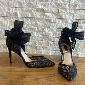 Women’s Lace Bow Heels